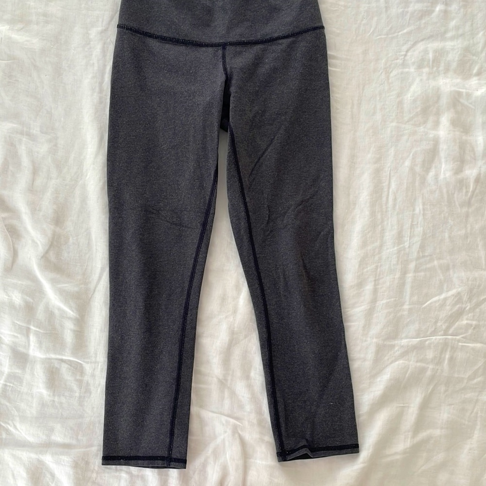 Lululemon size 4 grey 23” yoga pants